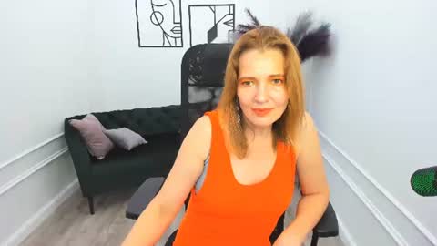 nikastraitlive online show from October 6, 10:47 pm