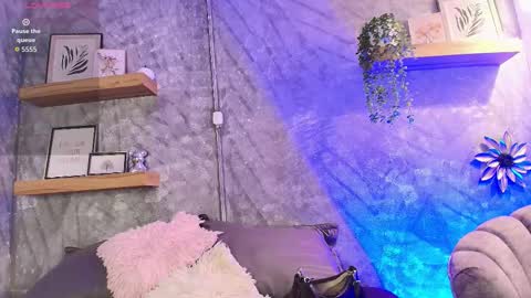    online show from February 2, 7:13 pm