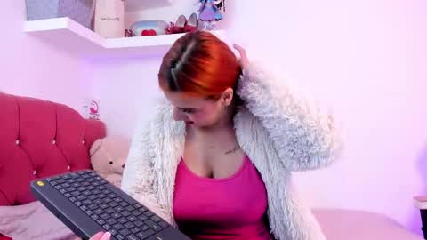 Nikii  online show from March 5, 12:00 pm