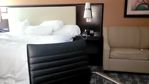 nikkithickumss online show from April 1, 11:44 am