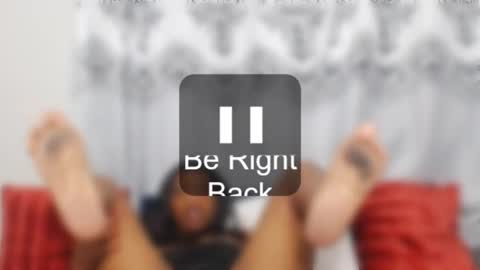 nikkyjigglesx online show from November 12, 6:55 am