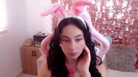 Snapshot of niky_blue chatting on October 8, 1:04 pm niky_blue online show from October 8, 1:04 pm