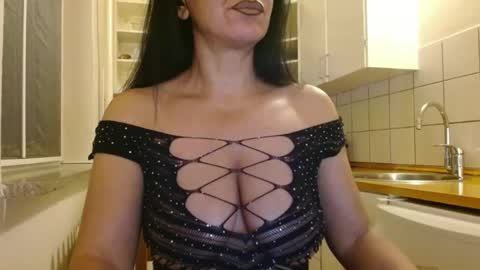 niky_sweet19 online show from March 9, 10:30 pm