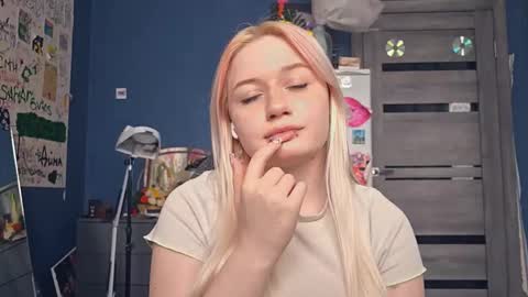 Isabella online show from March 10, 12:53 pm