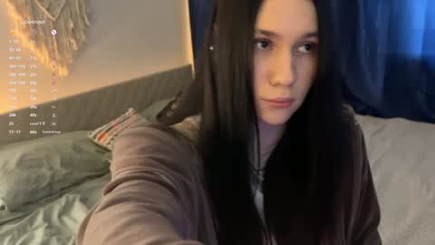 Snapshot of nimfaheart chatting on December 29, 10:45 am Jennet online show from December 29, 10:45 am