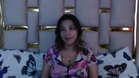 Nina Carther online show from November 12, 11:08 am