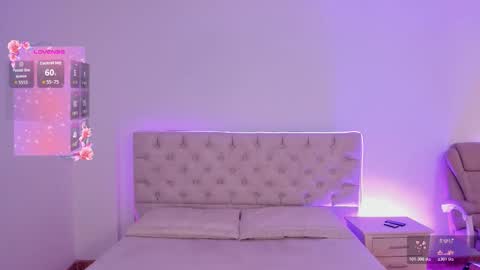 Snapshot of nina_fooxxx chatting on October 19, 2:19 pm Nina Fox online show from October 19, 2:19 pm