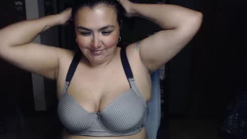 Nina Moon online show from April 15, 2:12 am