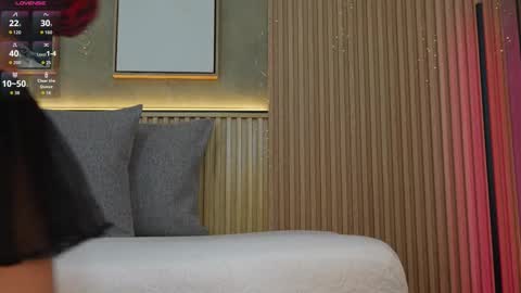 NINA online show from February 4, 11:57 am