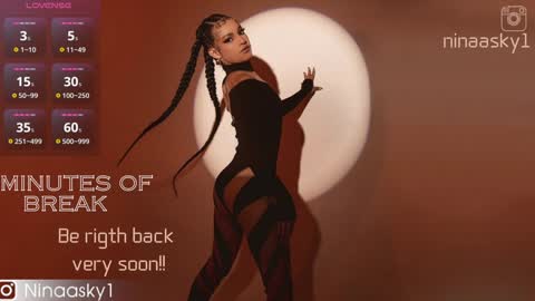 Snapshot of ninaa_sky chatting on December 30, 9:37 am    online show from December 30, 9:37 am