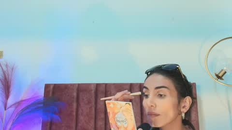 Nina online show from September 20, 6:50 pm