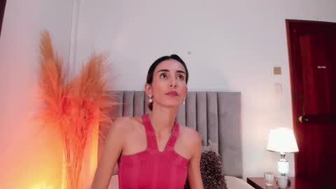 Nina online show from February 18, 6:39 pm