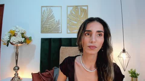 Nina online show from January 23, 6:14 pm