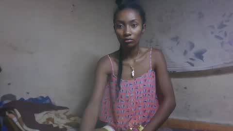 ninaeaa online show from December 2, 12:51 pm