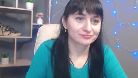 ninaflawlees online show from November 22, 1:14 pm