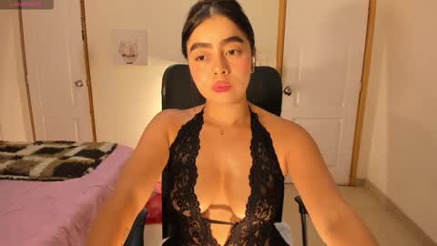 Nina  online show from March 10, 9:52 pm