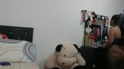 Ninapalmer online show from October 5, 9:09 pm