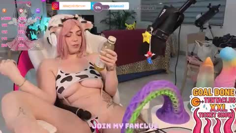 Nina online show from September 29, 6:57 pm