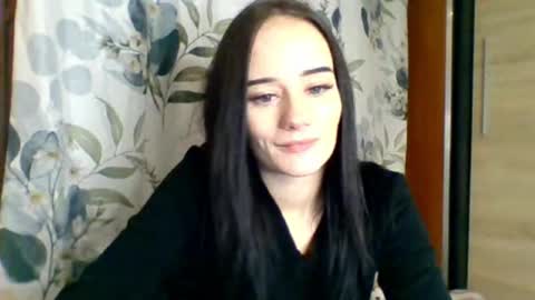 Nina online show from December 4, 10:32 pm