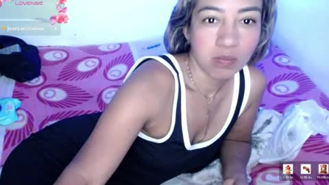 ninatinydoll1 online show from June 1, 11:56 am
