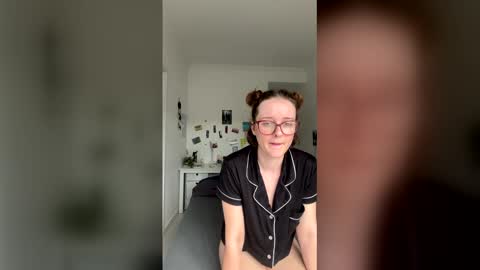 Ninfobad online show from May 29, 6:28 pm
