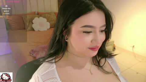 Nina online show from April 3, 12:25 pm