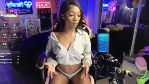 NIVIA WOLFE online show from December 18, 1:43 am