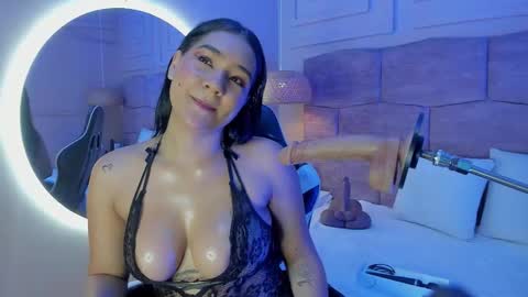 Snapshot of noa_moon chatting on September 9, 7:41 am Noa online show from September 9, 7:41 am