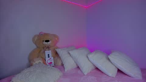 Noah online show from November 24, 5:48 pm