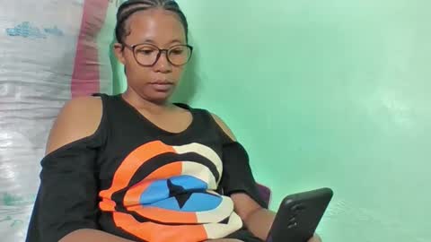 noellah online show from March 4, 7:37 am