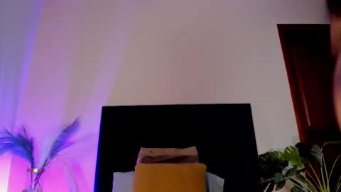 Nora Da Silva online show from November 13, 1:37 am