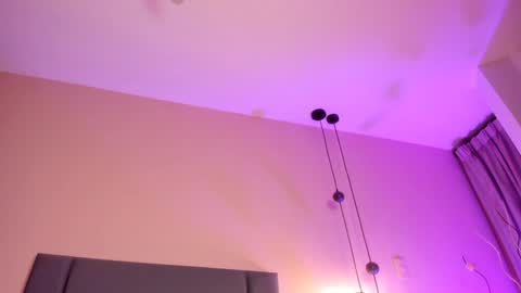 Nora Da Silva online show from February 7, 1:47 am