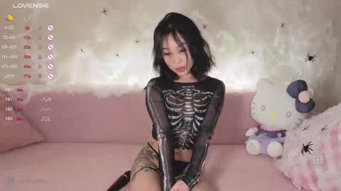 eva online show from October 30, 12:50 pm