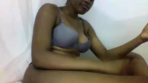 Snapshot of notoy1 chatting on February 10, 6:35 pm notoy1 online show from February 10, 6:35 pm