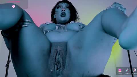 Snapshot of nova_swan chatting on October 30, 8:32 pm NOVA online show from October 30, 8:32 pm