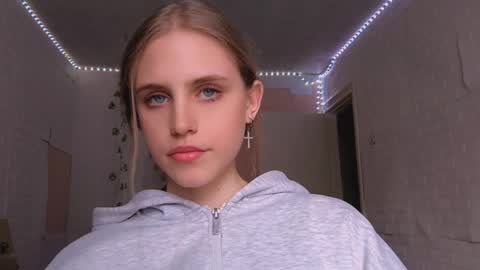 Mia Blake online show from March 30, 12:05 pm