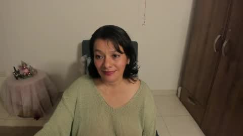 nuit_rose online show from April 13, 2:46 am