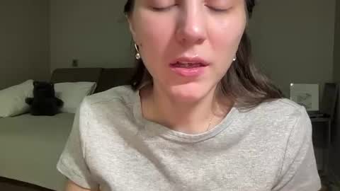 Ema online show from March 7, 9:11 pm