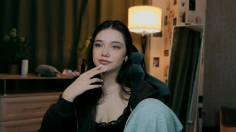 Rachel online show from May 8, 7:27 pm