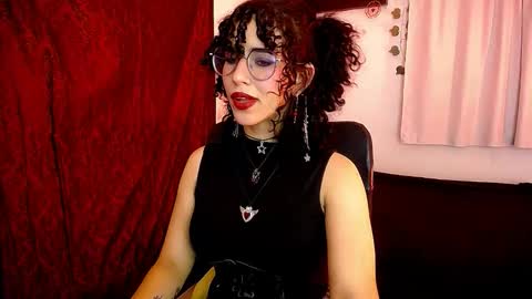 Nyxxei online show from February 5, 10:57 pm