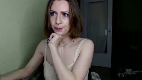 Oaklyn online show from December 22, 5:21 pm