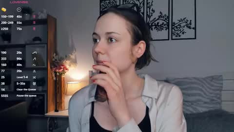 Elis online show from February 15, 9:58 pm