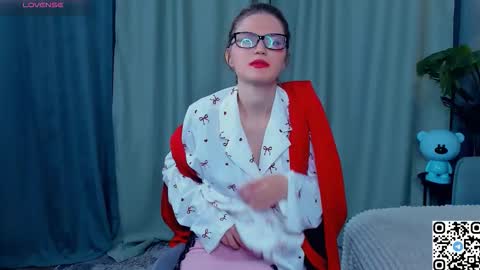 Eli online show from November 24, 4:03 am