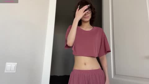 Thea online show from March 13, 4:47 am