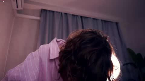 Thea online show from November 5, 7:30 pm