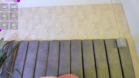 Holly online show from February 16, 7:49 pm