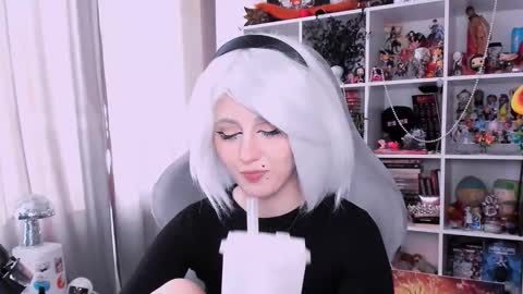 Clementine  Clem  online show from February 5, 10:40 am