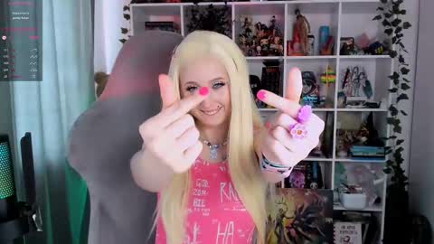 Clementine  Clem  online show from September 15, 9:39 am