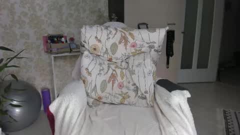 Snapshot of ohmygoddestkimmy chatting on September 20, 11:14 pm Kmmy online show from September 20, 11:14 pm