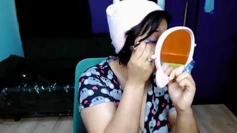 ohmysqueak online show from April 21, 11:06 am
